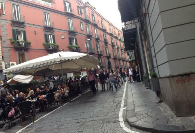 Suite Rodinò Napoli Esterno foto